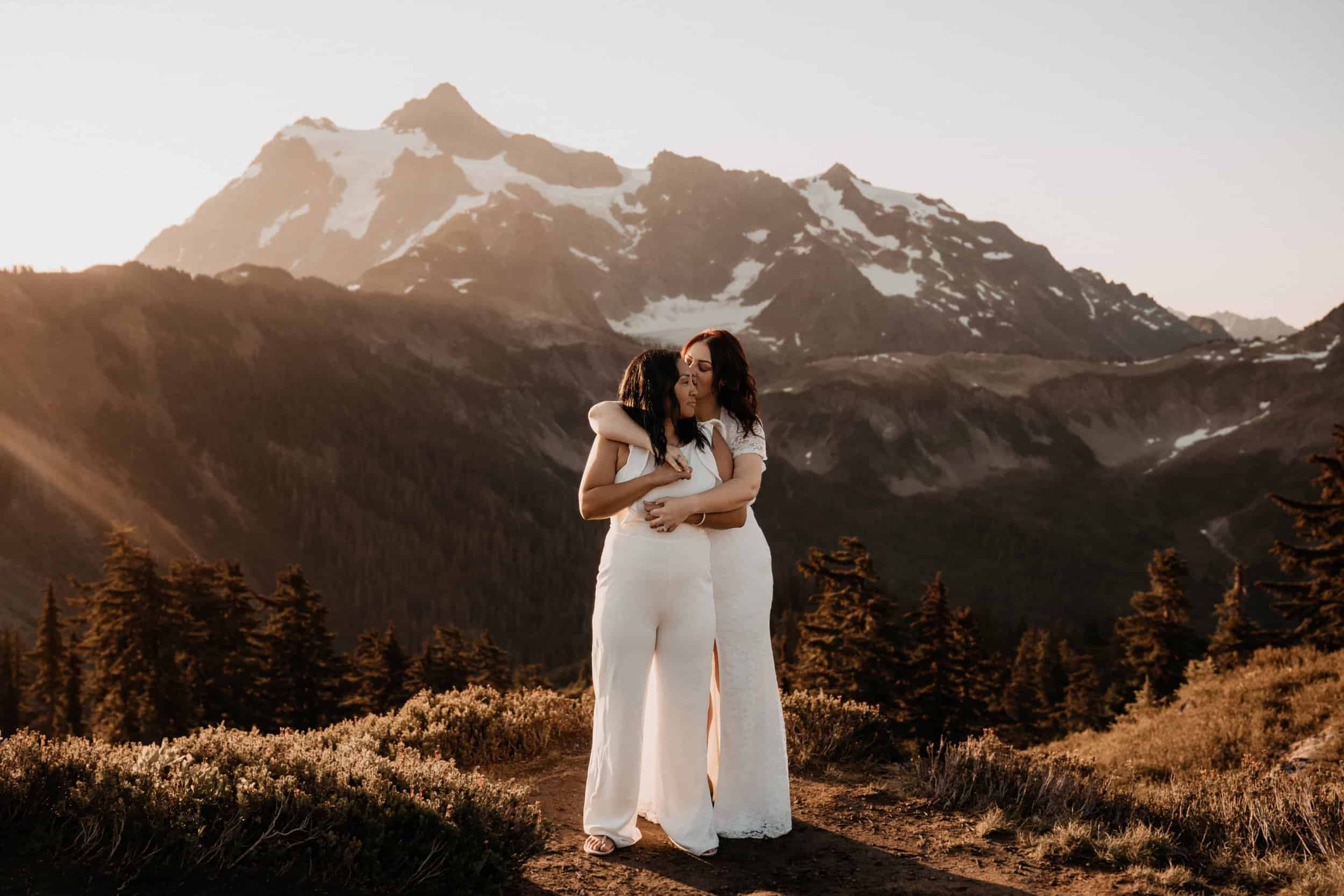 Whens the best time of year to elope in the North Cascades