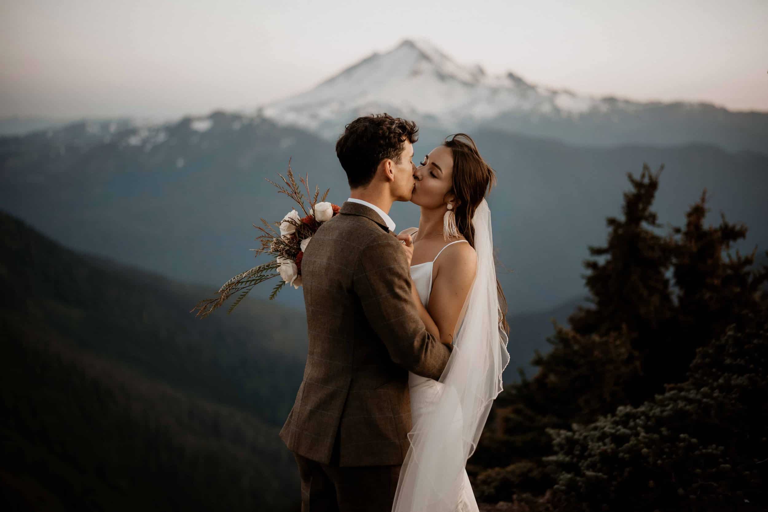 Best Time of day for your North Cascades National Park Elopement