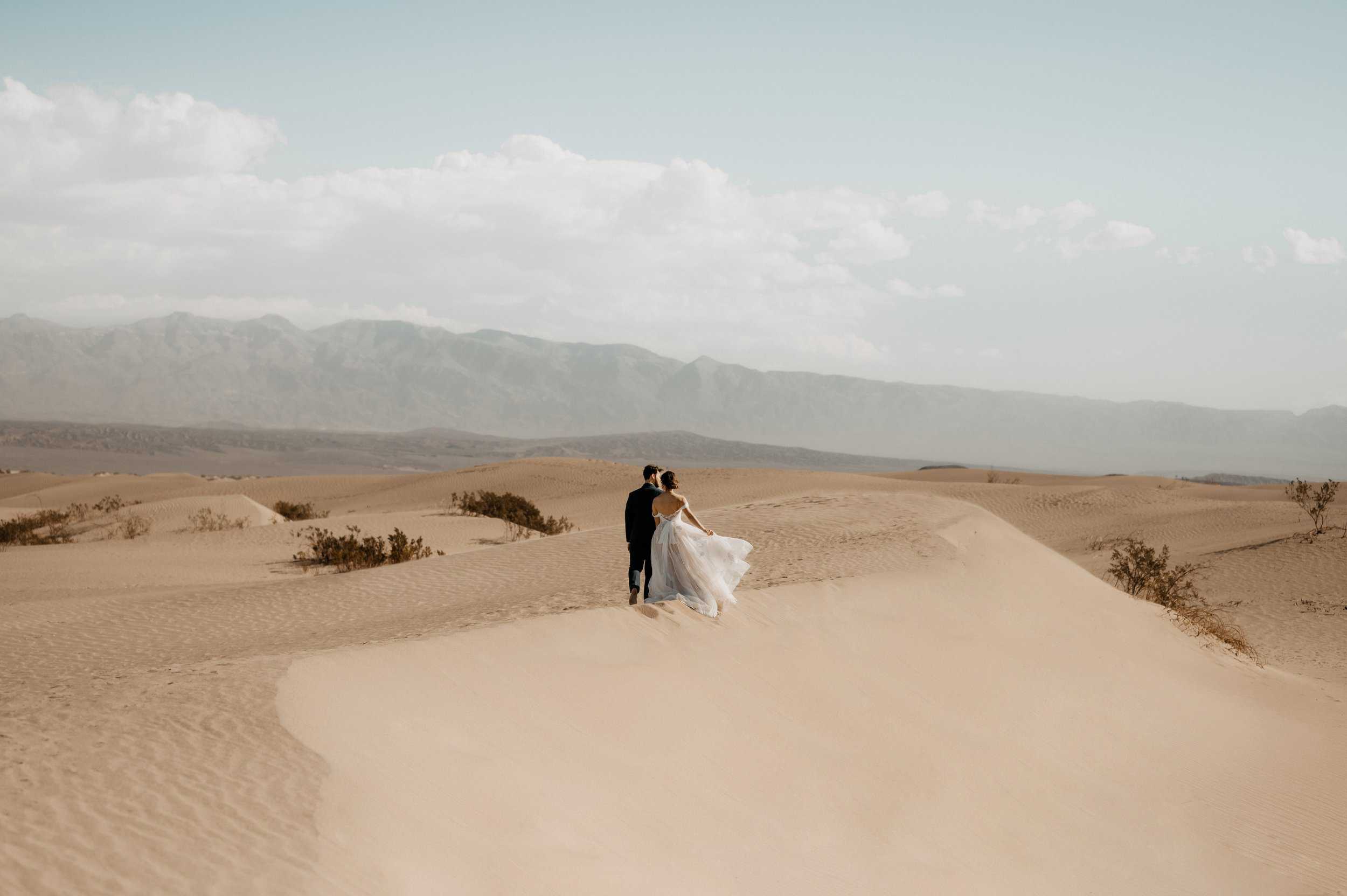 Best time of year for your Death Valley Elopement